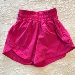 Lululemon - Track That Mid-Rise Lined Short -  Size 0 - 5” -  Sonic Pink